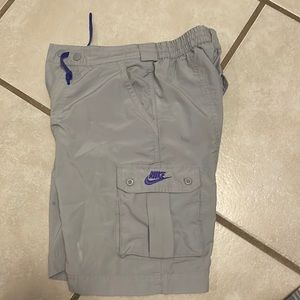 Nike youth medium cargo shorts